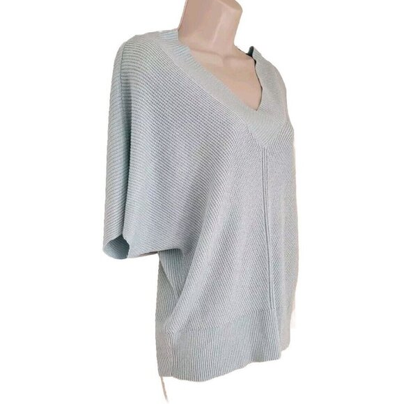 NWT TRUTH BY REPUBLIC ICED BLUE DOLMAN SHORT SLEEVE PULLOVER TOP SZ MEDIUM - Picture 2 of 6